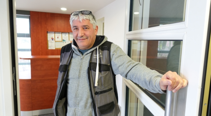 Découvrez Lamine, gardien d’immeuble hautement qualifié à Montigny-les-Cormeilles (95)